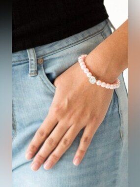 Follow my lead Pink Bracelet